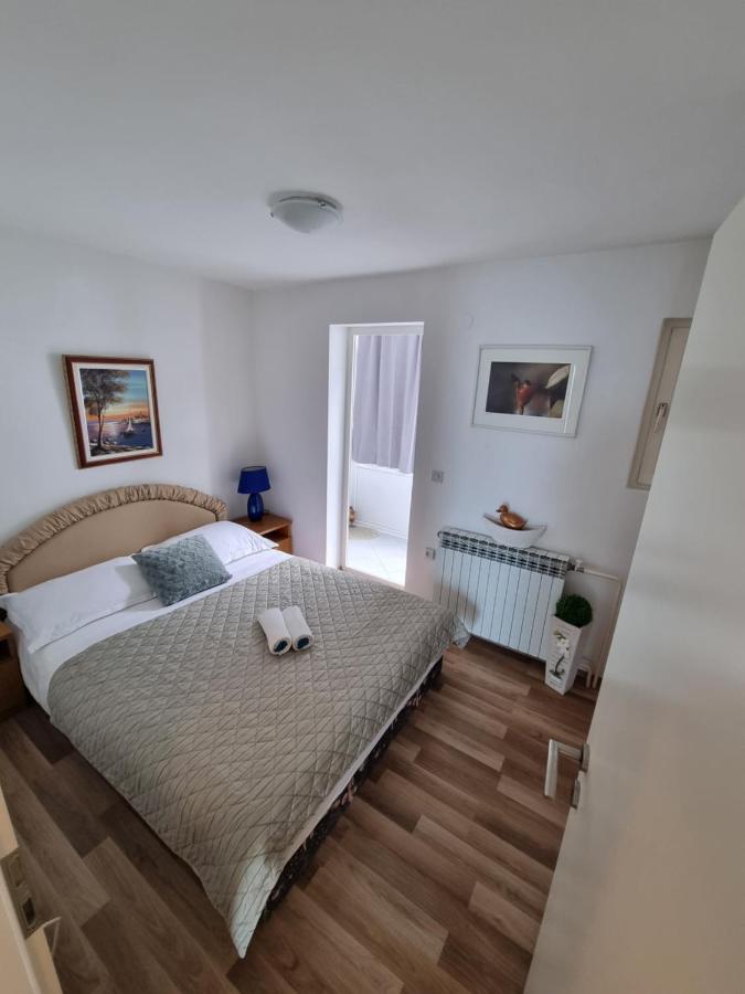 Apartman Blazenka ドラスニセ エクステリア 写真