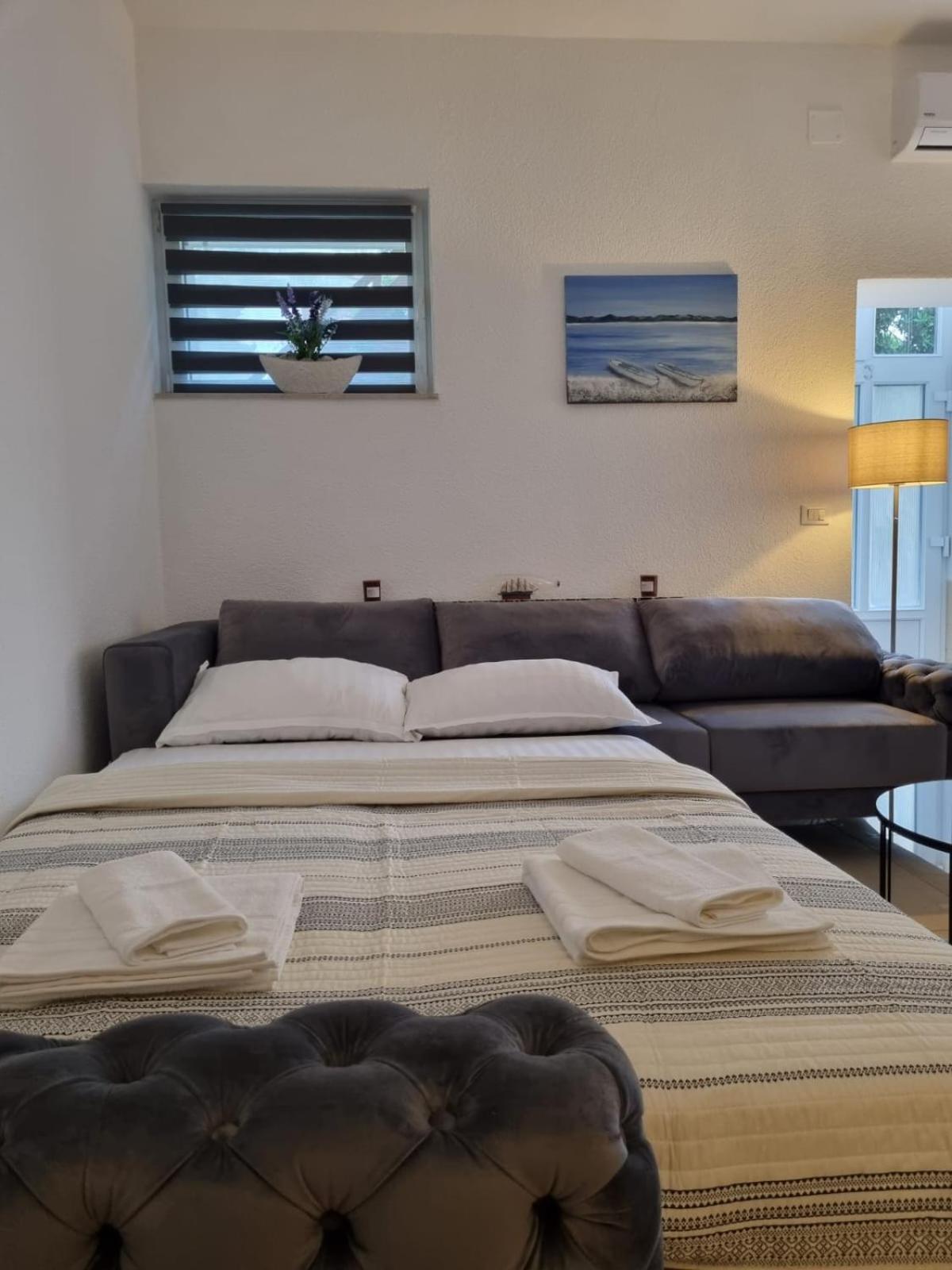 Apartman Blazenka ドラスニセ エクステリア 写真
